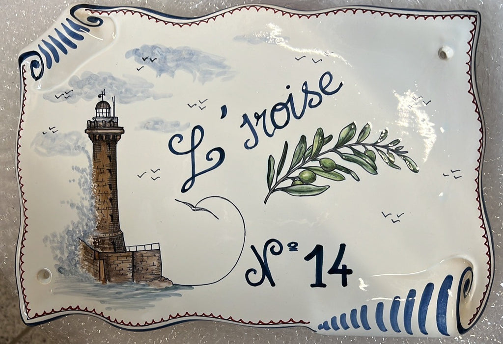 Plaque numéro de Maison en faience artisanale motif Hermine bretonne et  voilier dériveur inscription personnalisée