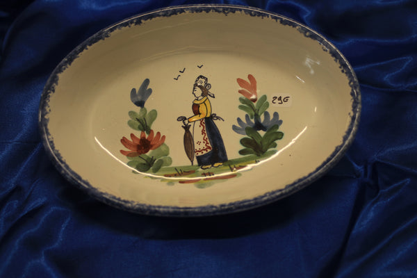 Ravier oval faience